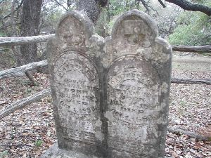 OLD COMMUNITY CEMETERY